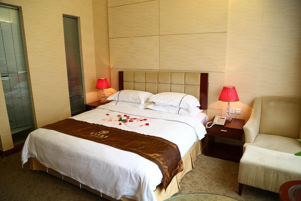 Long Zhou Grand Hotel Guangzhou Rum bild