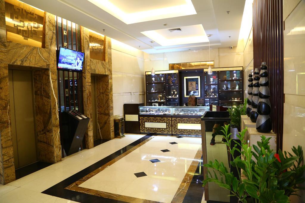 Long Zhou Grand Hotel Guangzhou Exteriör bild