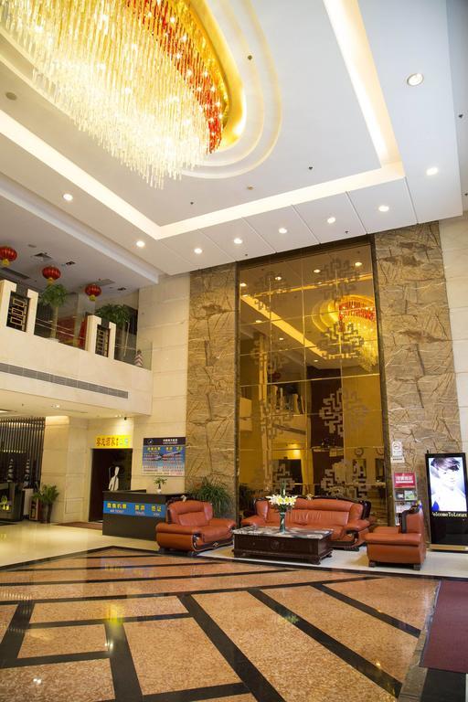 Long Zhou Grand Hotel Guangzhou Exteriör bild